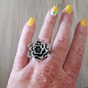 Metal Rose Ring